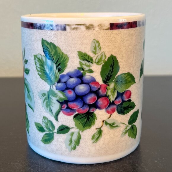 Vintage SAKURA Oneida Excell SONOMA Apples Grapes Pears Fruit Stoneware Mug - Picture 3 of 8